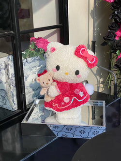 Hello Kitty Everlasting Preserved Flowers in Box